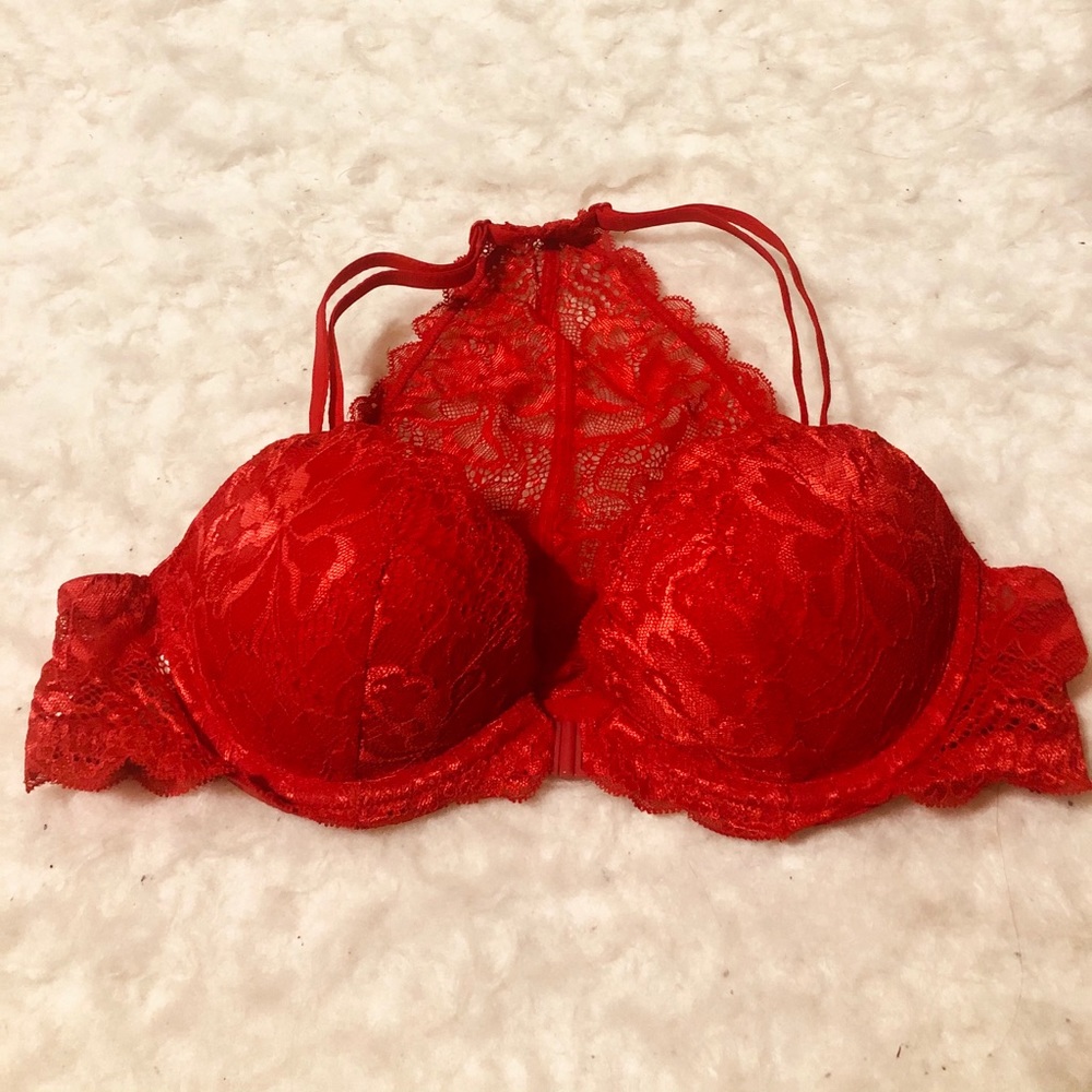 Victoria’s Secret Push Up Front Closure Lace Bra
